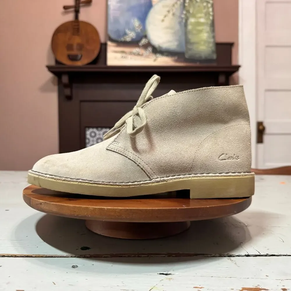 Clarks Originals Desert Boots Mens Size 9 Sand Suede Boots